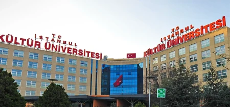 الدراسة في جامعة اسطنبول كولتور