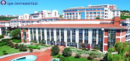 الدراسة في جامعة ايشك في تركيا